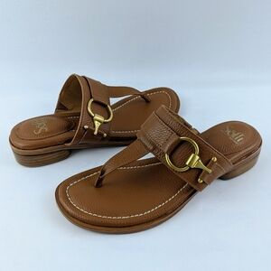 Sofft Fernanda Sandal Pebbled Leather Horsebit Detail Thong T-Strap Cognac 9.5
